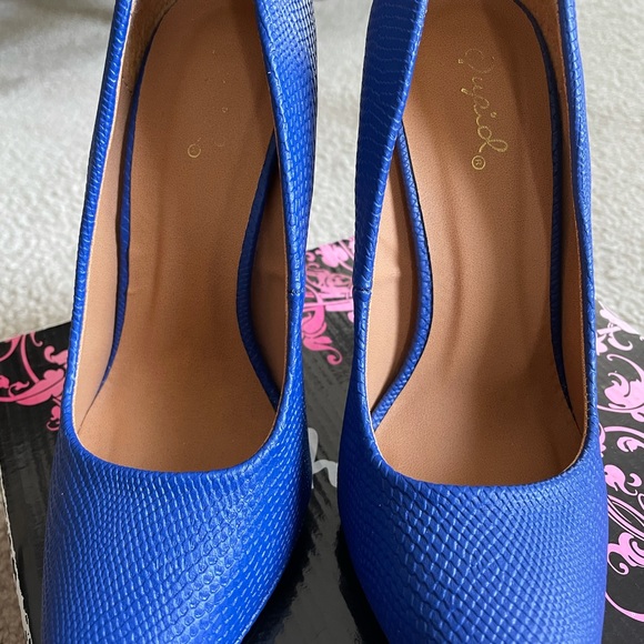 Qupid Cobalt Blue💙Snake Pumps 7 - Picture 2 of 4